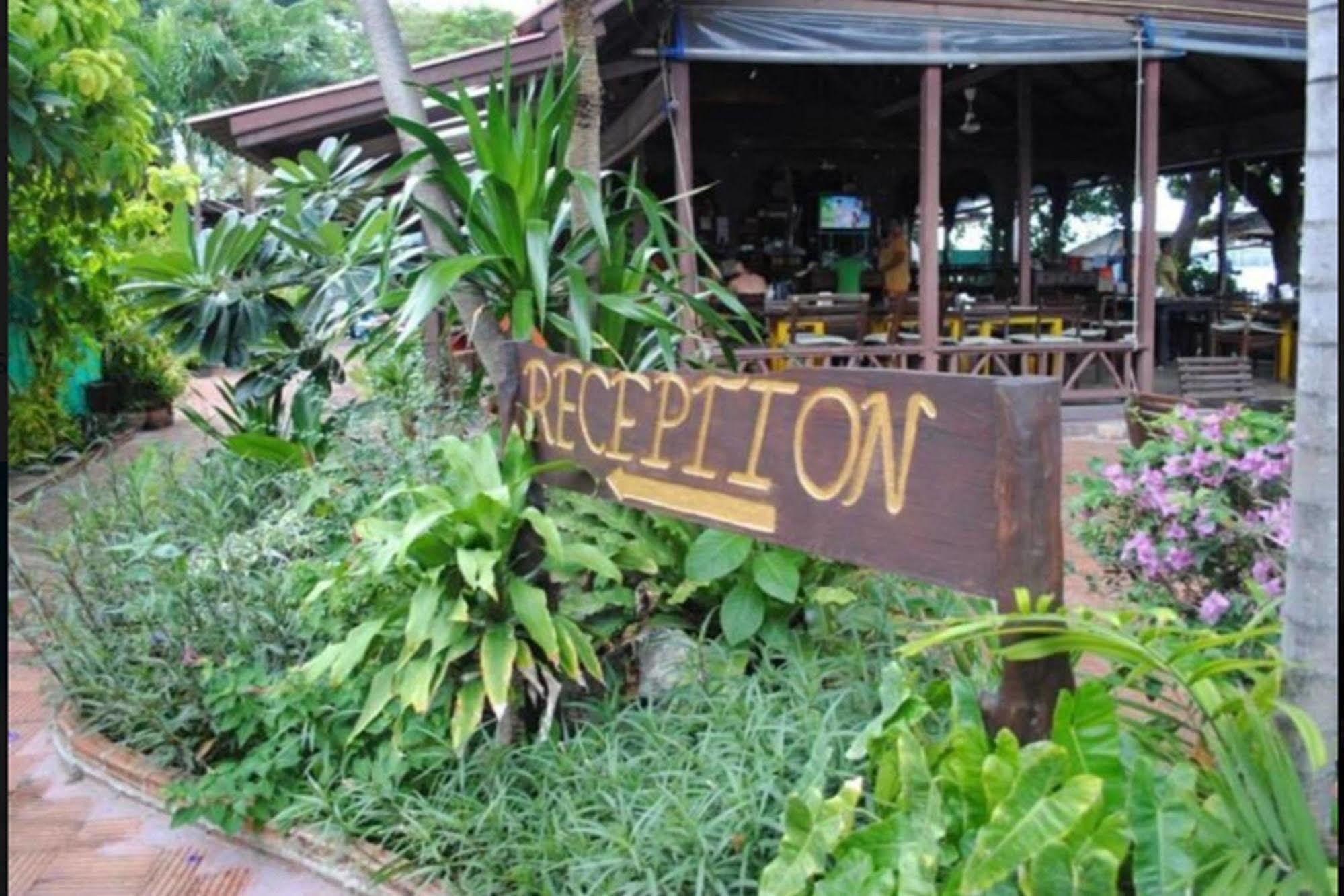 Op Bungalow Praia Chaweng Exterior foto